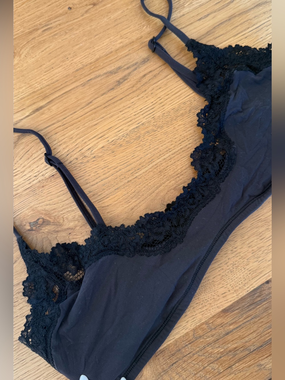 SKIMS Black Lace-Trim Bralette - Picture 3 of 5